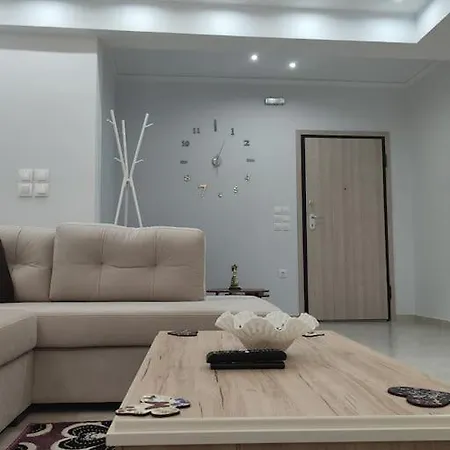 Apartment In The Center Of *